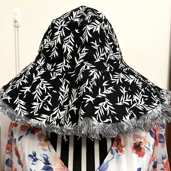 FRENCH CONNECTION | LEAF PRINT SUNHAT | Black & Ecru | NWT - Picture 8 of 12